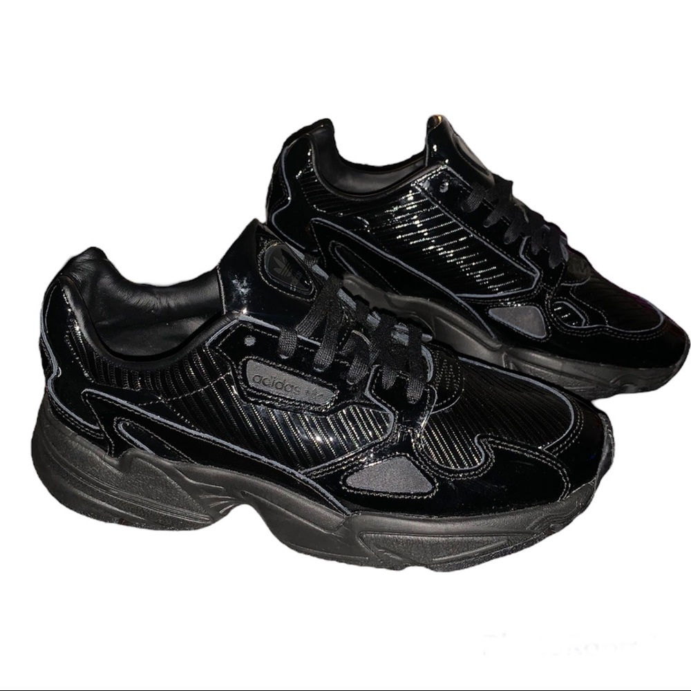 Women's Adidas Falcon Out Loud Sneakers Shoes Size 7  Core Black Gloss